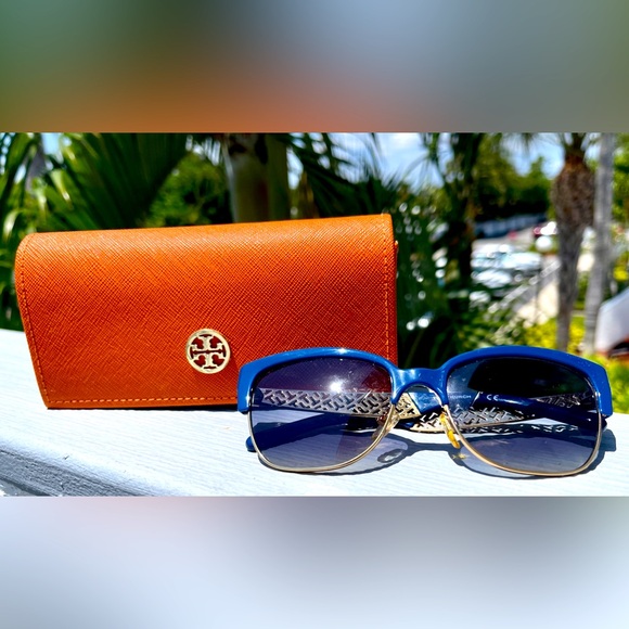 Tory Burch Case & Sunnies-Gradient black/blue - Picture 1 of 11